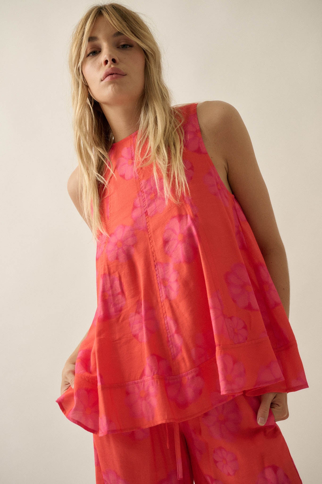 So Delightful Floral Sleeveless A-Line Swing Top