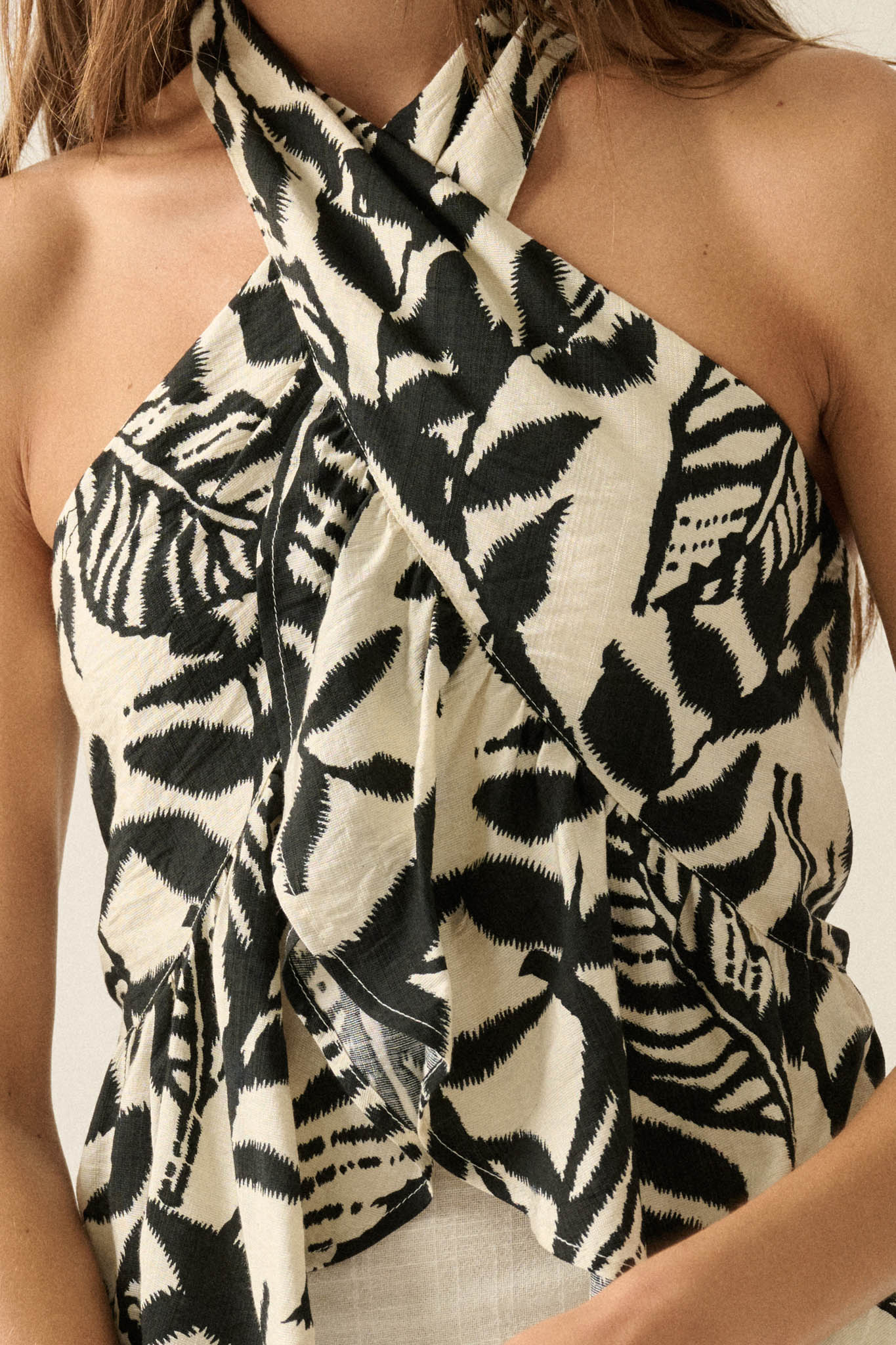 Canopy Breeze Tropical-Print Cross-Front Halter Top