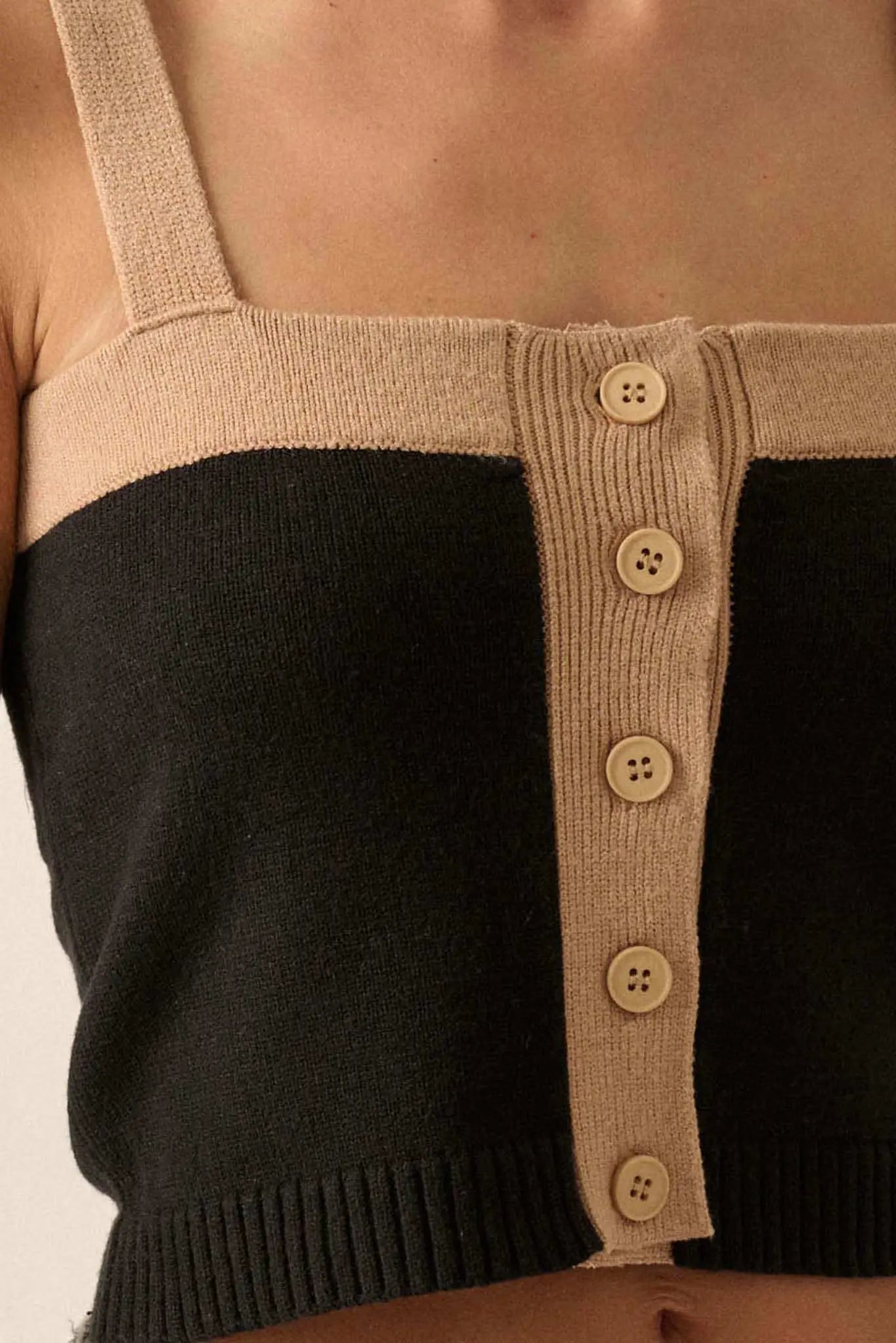 Iconic Style Colorblock Buttoned Sweater Cami Top