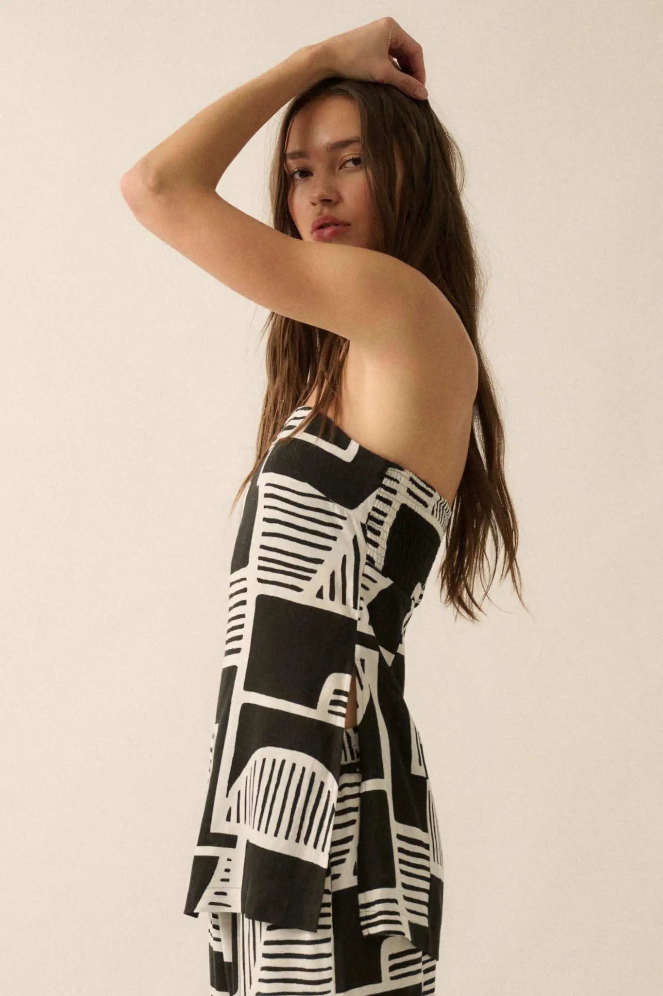 Shape Shift Geo-Print Strapless Tunic Top