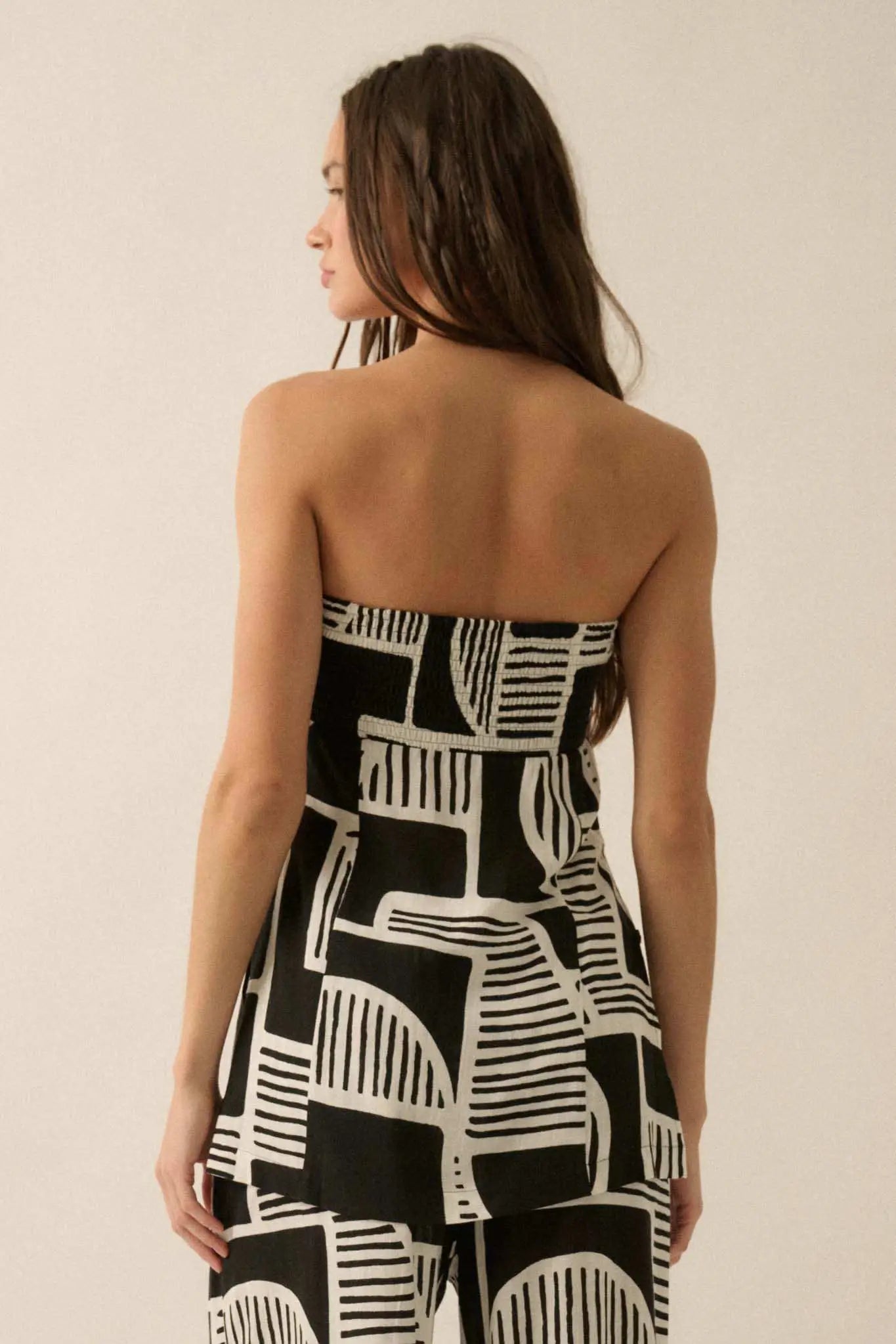 Shape Shift Geo-Print Strapless Tunic Top