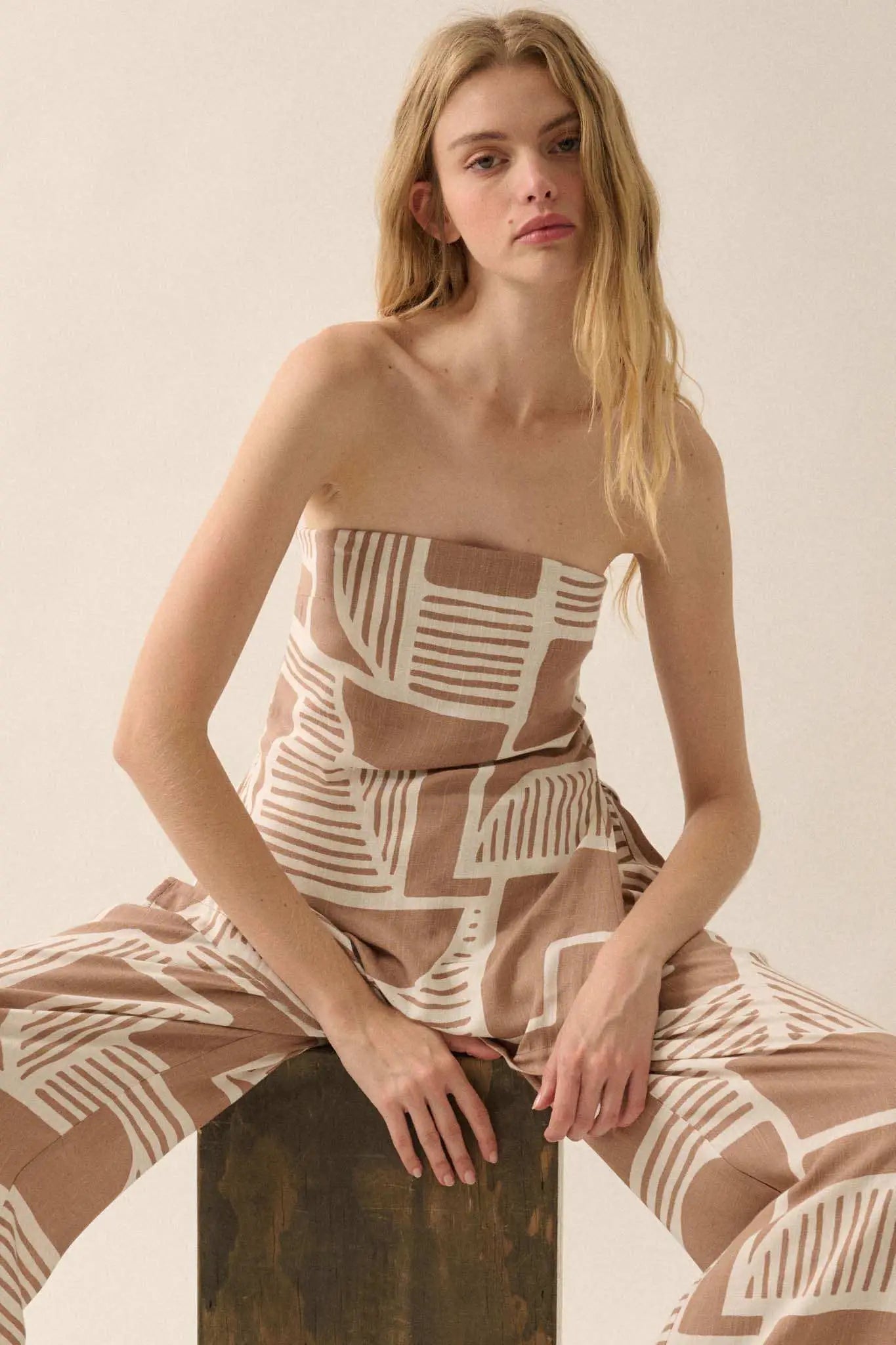 Shape Shift Geo-Print Strapless Tunic Top