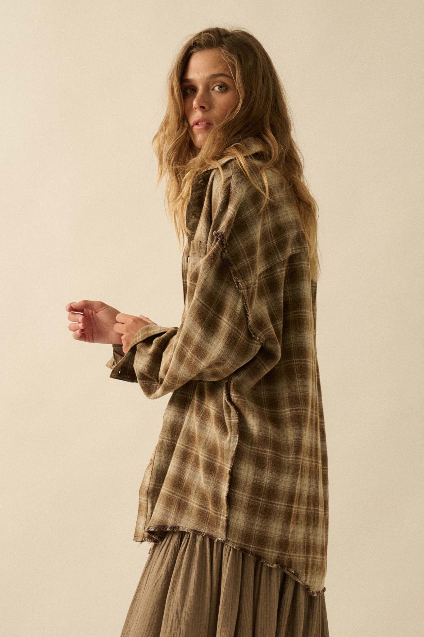 Grunge Era Oversize Raw-Edge Plaid Flannel Shirt