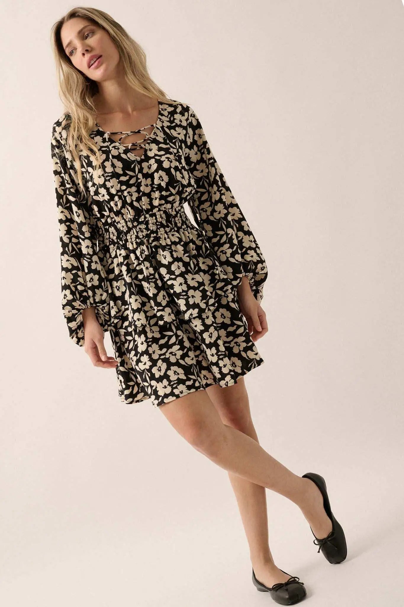 Monochrome Bloom Floral Lace-Up Tiered Mini Dress