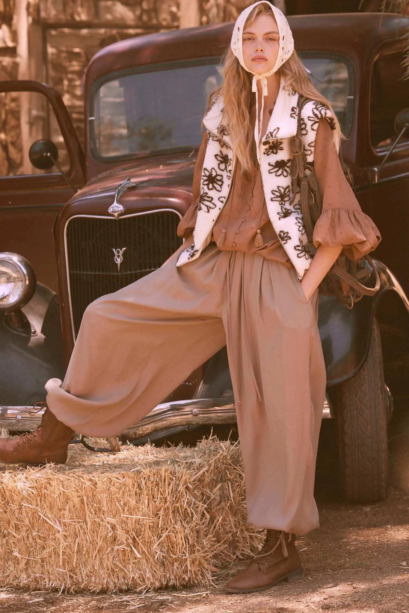 Loosely Translated Pleated Wide-Leg Harem Pants