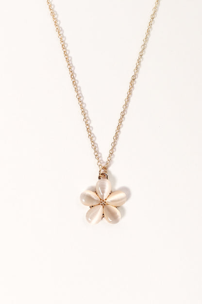 Everlee Floral Necklace - Gold