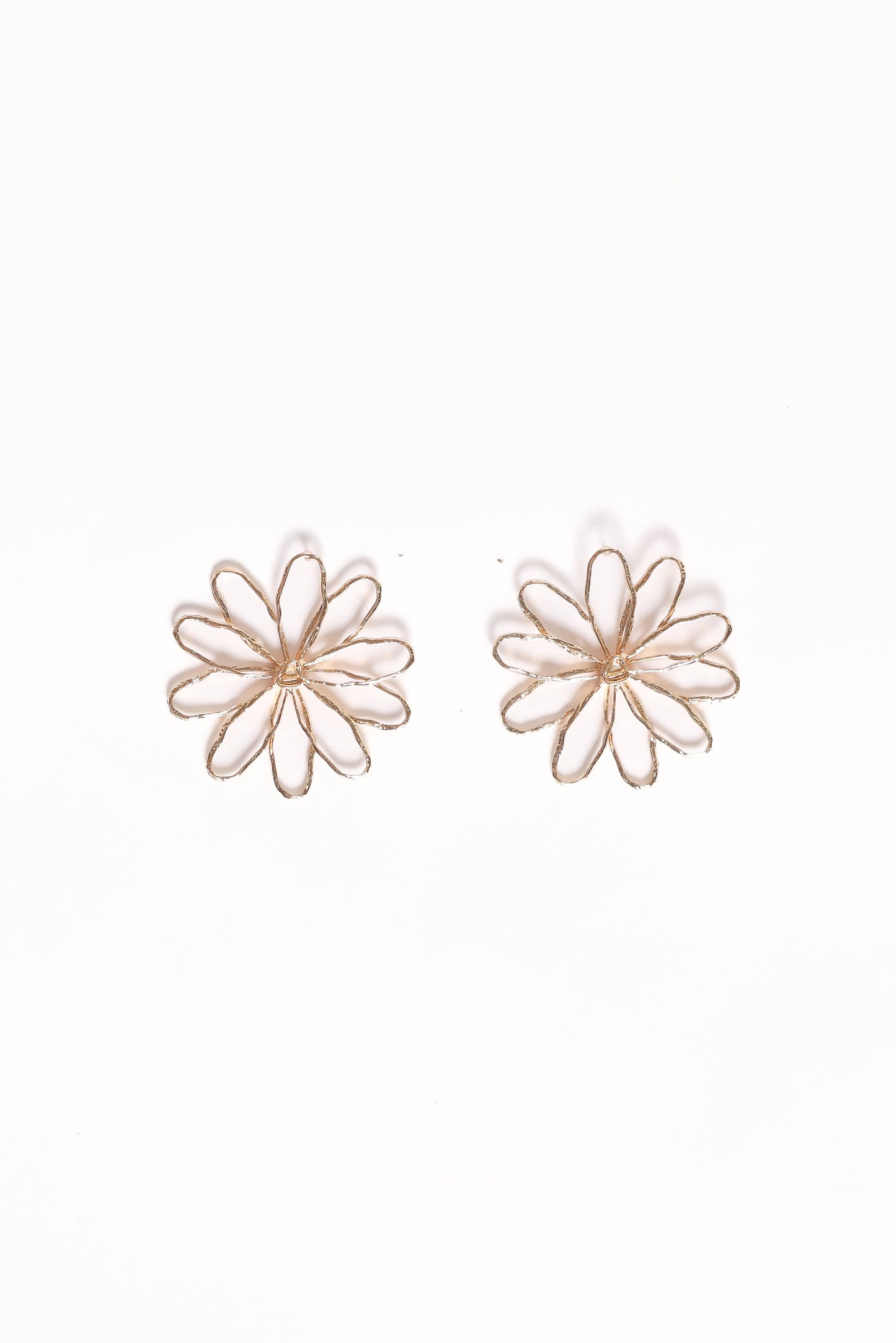 Indi Flower Earrings - Gold