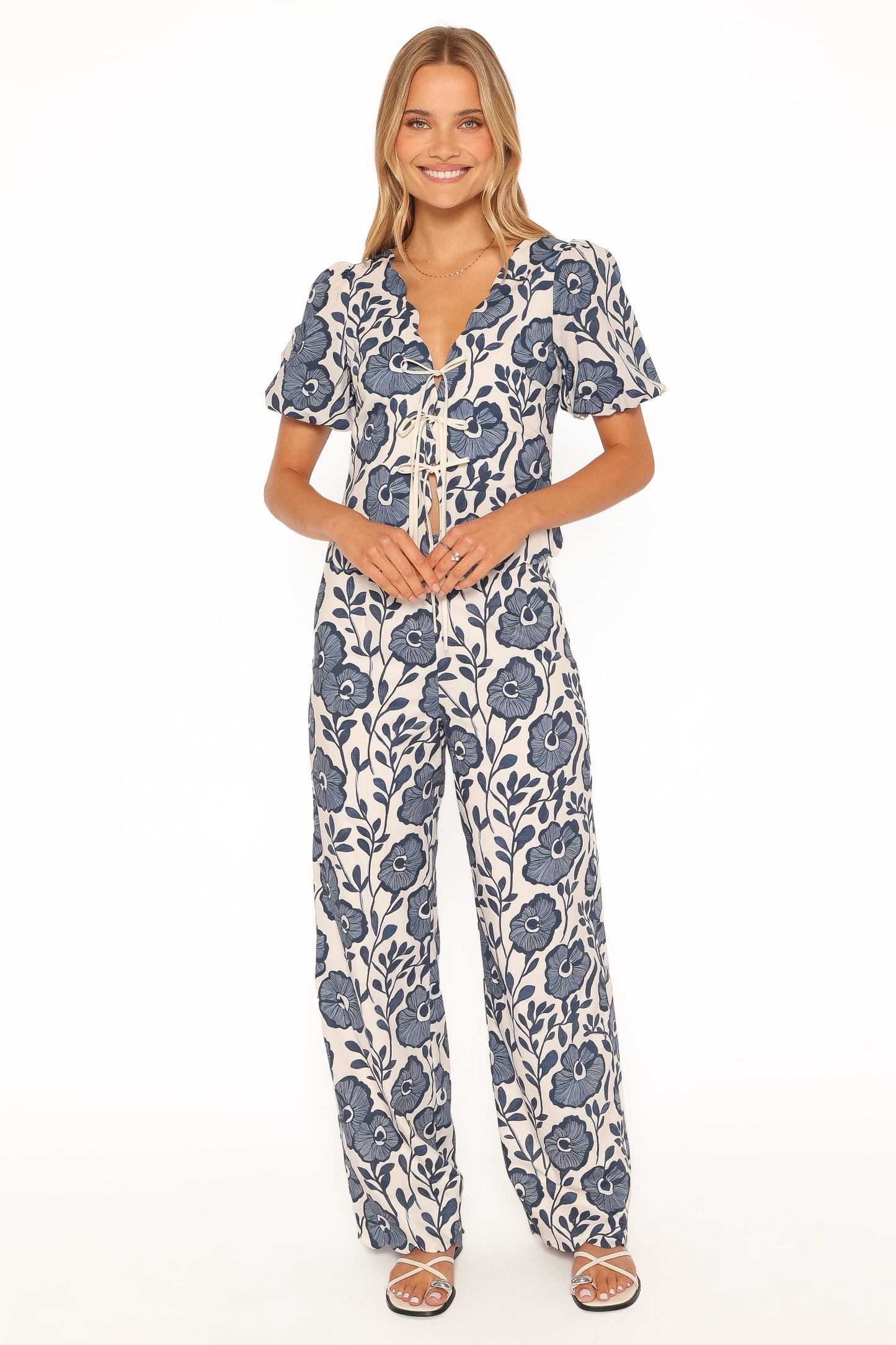 Jensen Scallop Hem Top - Blue Floral